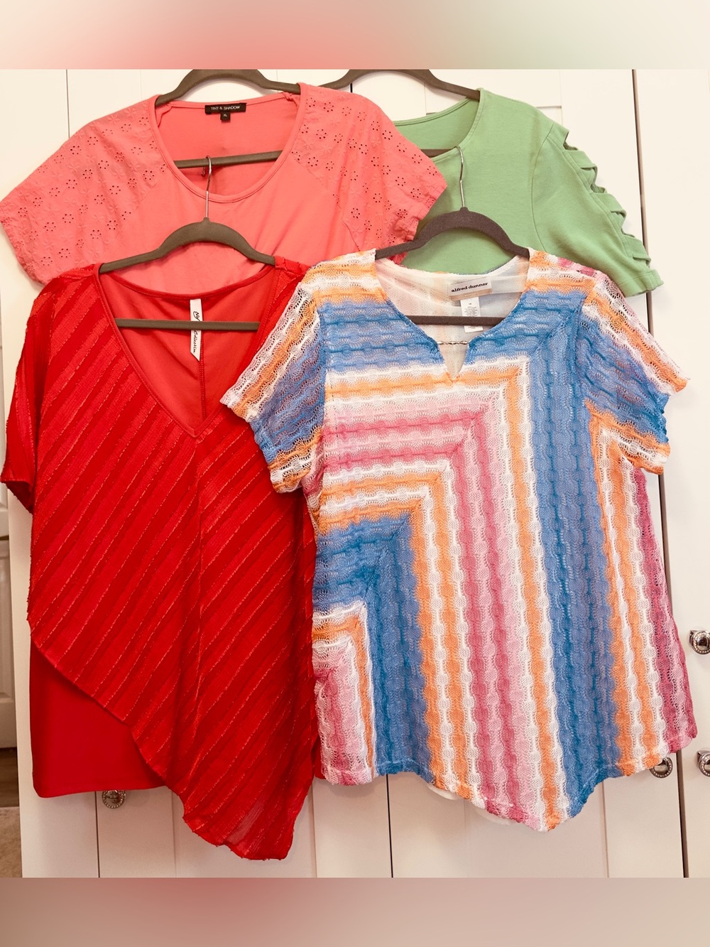 Assorted Women’s Short-Sleeve Tops Multicolor, Red, Coral, Green Sz XL